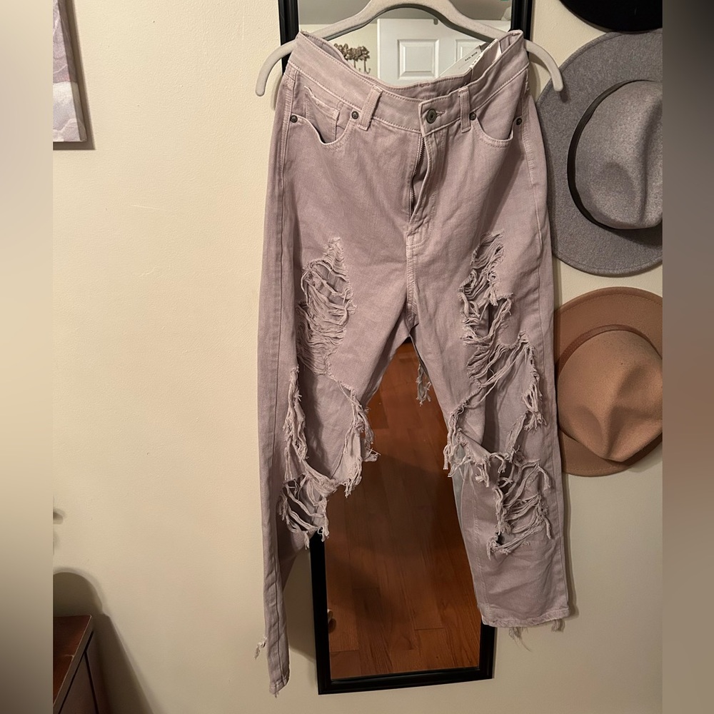 NWT American Eagle Mom Jeans